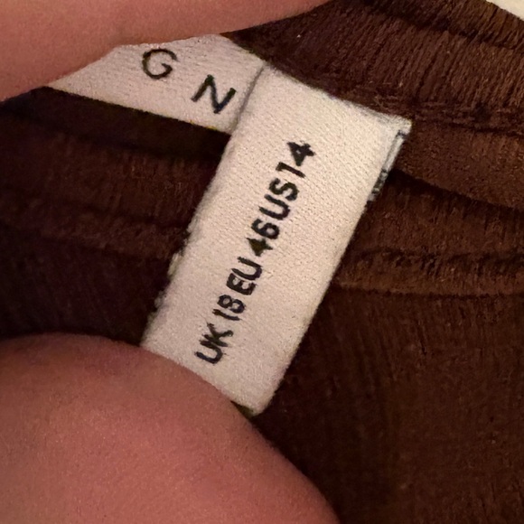 Brown tie top - Picture 2 of 2